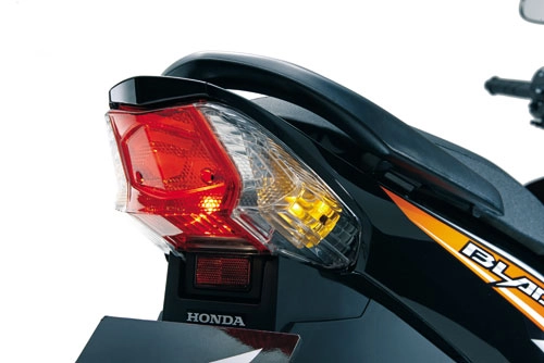  honda blade 110 - định vị lại xe số phổ thông - 5