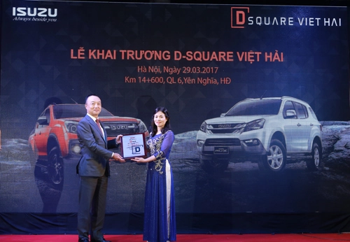  isuzu khai trương đại lý d square đầu tiên tại hà nội - 3