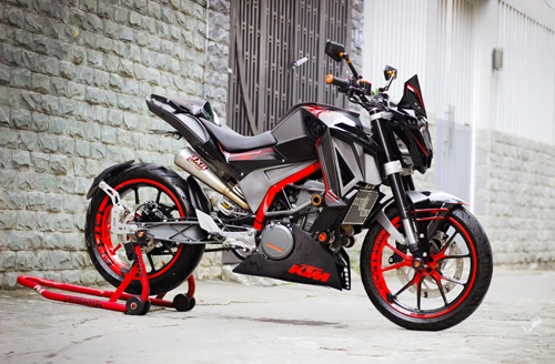  ktm 390 chế phong cách siêu nhân ở sài gòn - 3