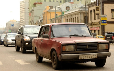  lada 2107 dừng sản xuất từ cuối năm - 1