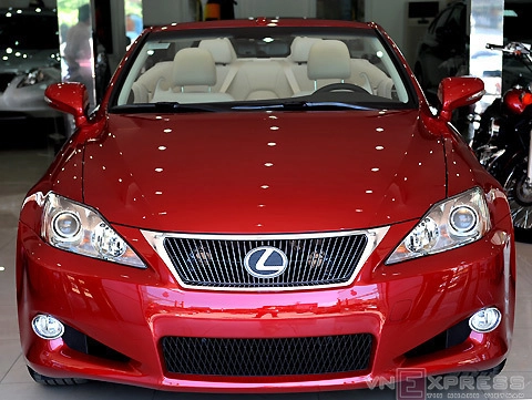  lexus is250c mui trần đầu tiên tại việt nam - 1