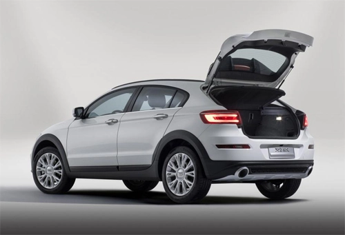  qoros 3 city suv - 6