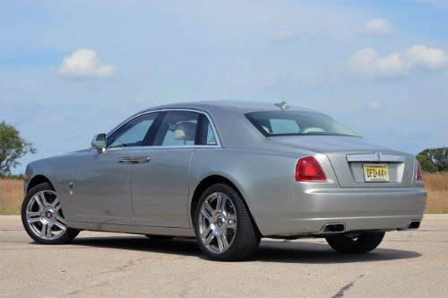  rolls-royce ghost serie ii giá 730800 usd tại ấn độ - 2