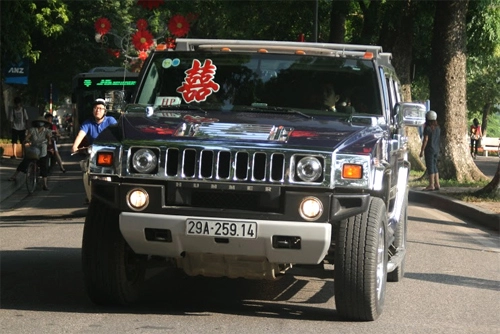  rolls-royce mạ vàng trong đám cưới siêu sang ở hà nội - 9