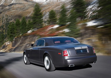  rolls-royce phantom coupe - lựa chọn mới của đại gia - 3