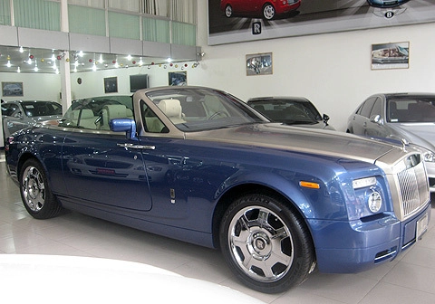  rolls-royce phantom mui trần thứ ba tại việt nam - 2