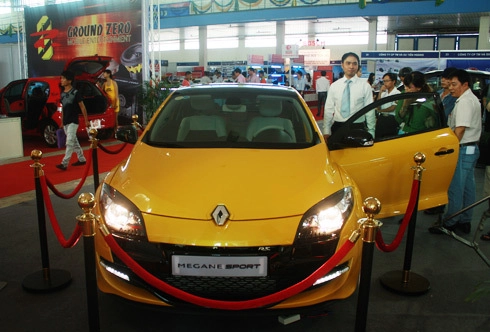  triển lãm autoexpo 2013 khai mạc tại hà nội - 1