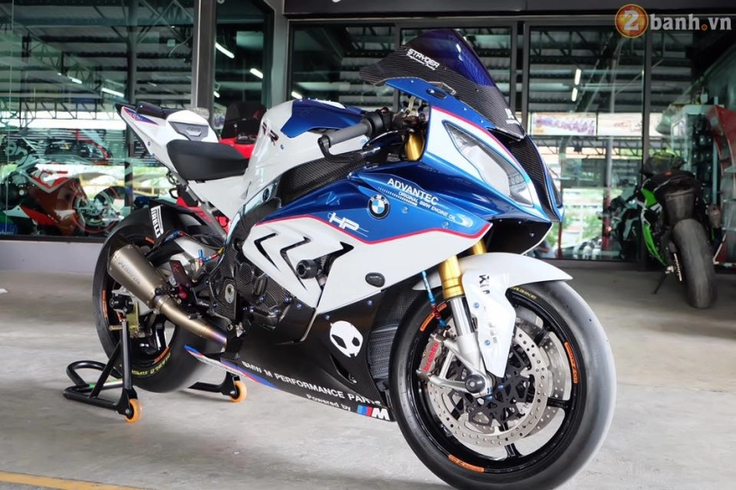 Bmw s1000rr 2015 thật vi diệu với dàn đồ chơi hàng hiệu - 1