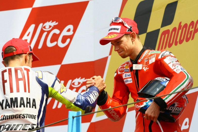 Cùng tìm hiểu về tay đua casey stoner và thành tích của anh tại giải đua motogp - 2