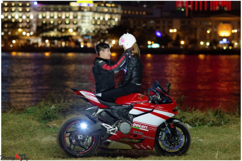 Ducati 899 panigale trong bộ ảnh đầy lãng mạn của cặp đôi sài thành - 5