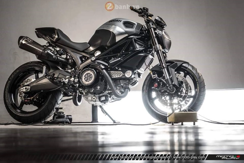 Ducati monster 795 siêu ngầu với phiên bản the dark knight - 1