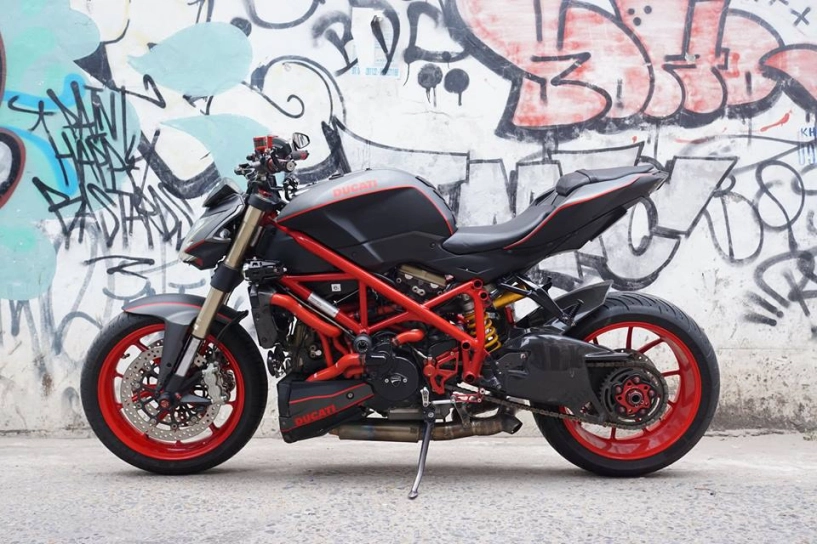 Ducati streetfighter 848 siêu chất với dàn đồ chơi khủng tại sài gòn - 5