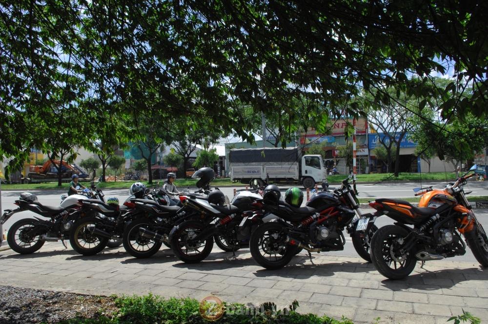 Hội benelli tụ họp để chào đón 4 biker vừa xuyên việt an toàn sau hơn 3000 km - 3