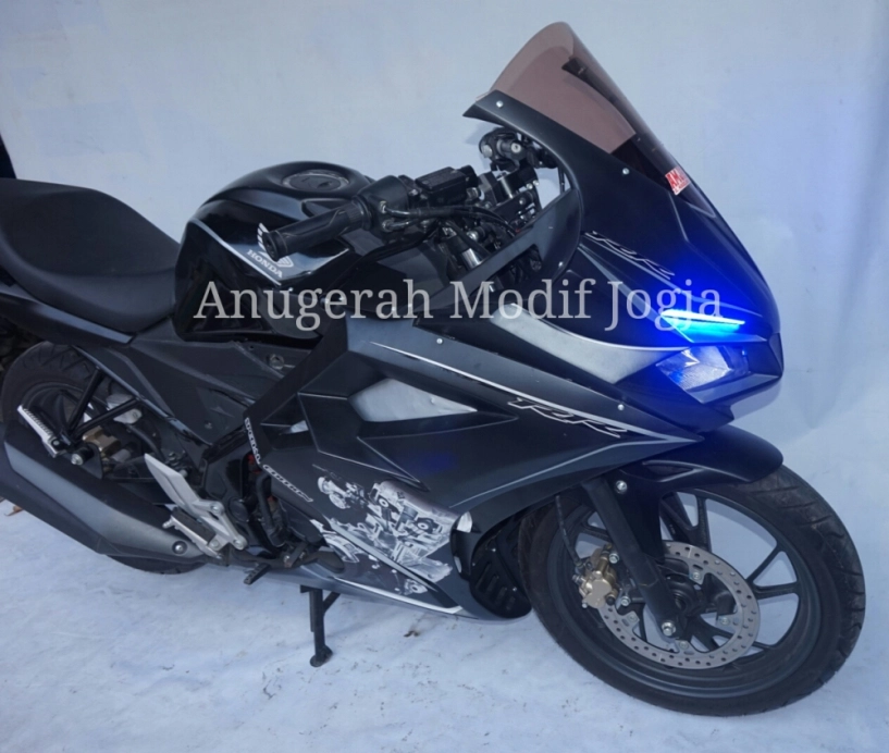 Honda cbr150r độ đèn pha của cbr250 2017 - 1