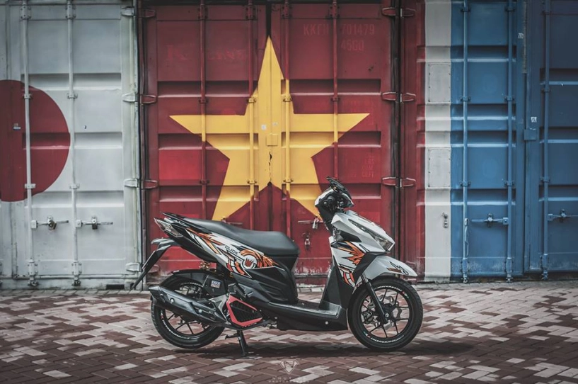 Honda click 125i chất chơi theo phong cách transfomer - 1