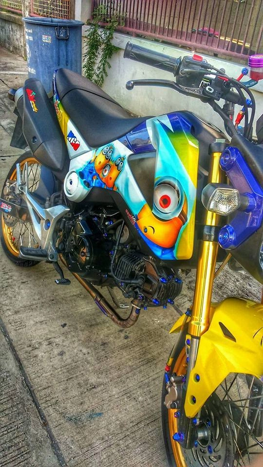 Honda msx độ đầy cá tính với phiên bản minion - 2