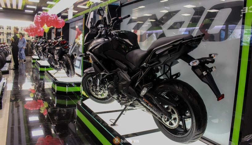 Kawasaki quang phương tưng bừng khai trương showroom tại long an - 6