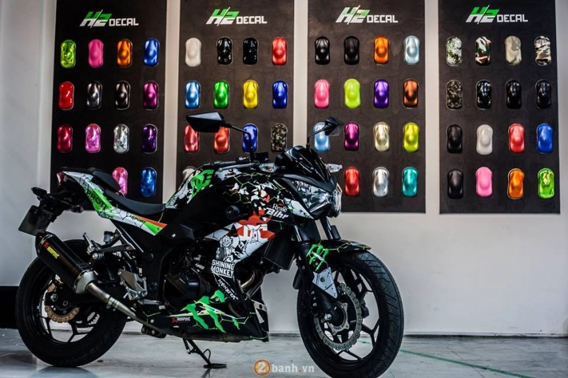 Kawasaki z300 trong màu áo dc monster energy - 1