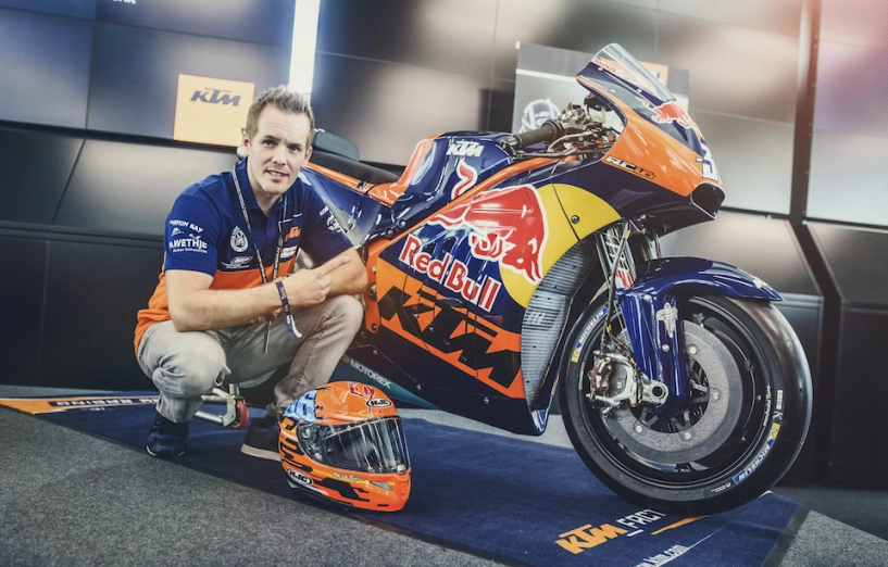 Ktm chính thức ra mắt rc16 - chuẩn bị cho giải đua motogp 2017 - 3