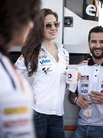  người đẹp đường đua motogp tây ban nha - 9