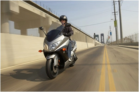  những mẫu scooter ăn khách nhất italy - 5