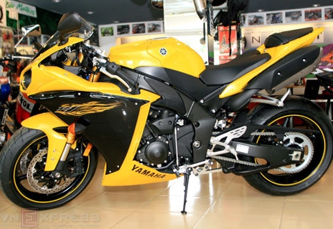  niềm đam mê yamaha yzf-r1 của dân chơi sài gòn - 1