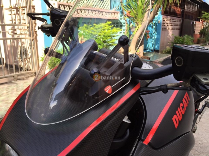 Quái thú ducati diavel carbon trong bản độ đầy ấn tượng của người thái - 4