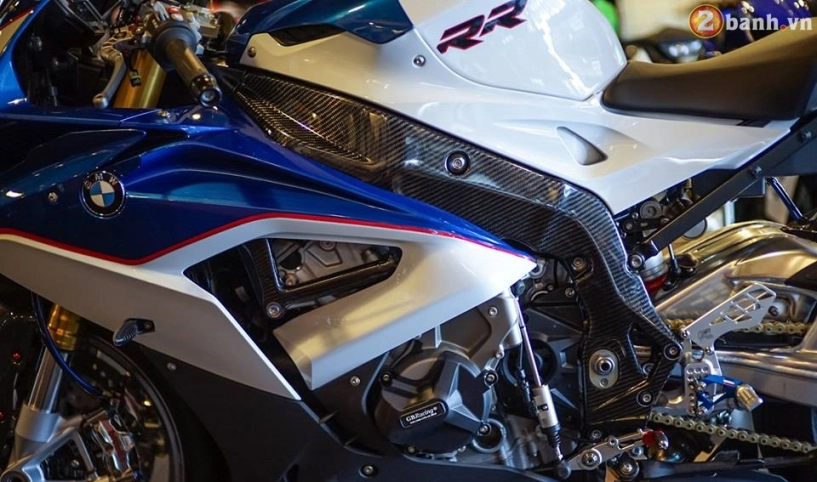 Siêu cá mập bmw s1000rr trong bản độ đầy mê hoặc - 3