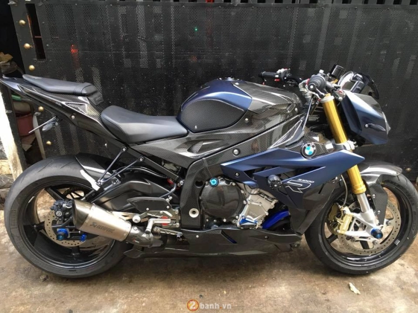 Siêu xế đường phố bmw s1000r ấn tượng cùng dàn áo full carbon - 1