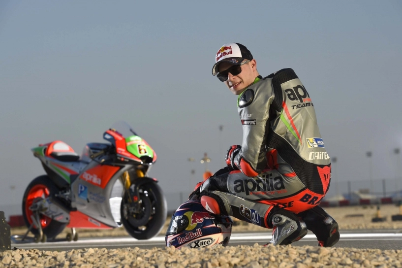 Stefan bradl chính thức xác nhận sẽ ngừng tham gia giải motogp vào năm tới - 1