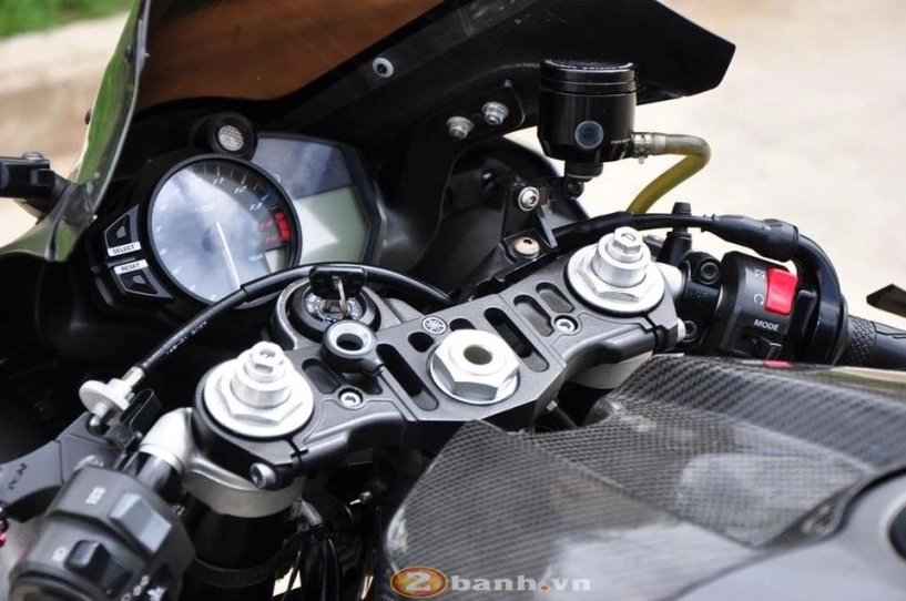 Yamaha r1 đen xám rắn rỏi từng centimet - 4