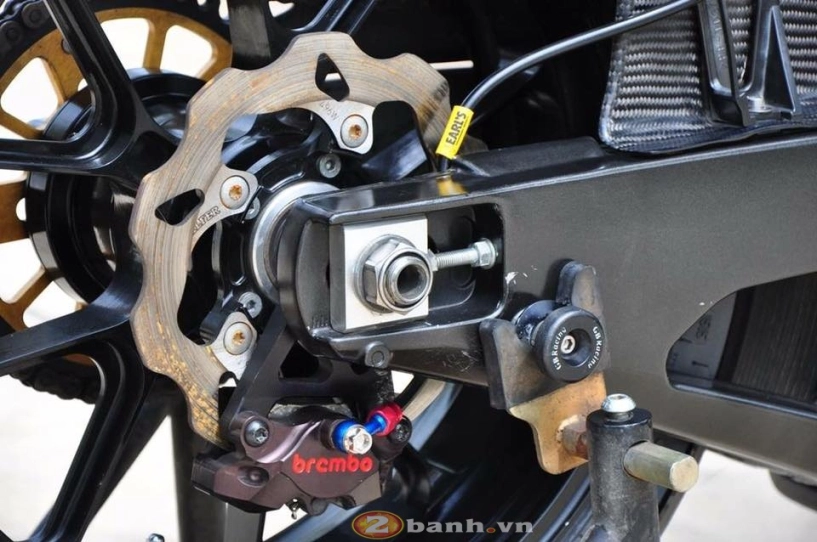 Yamaha r1 đen xám rắn rỏi từng centimet - 10