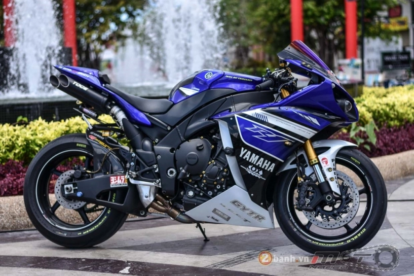 Yamaha r1 hút hồn trong bản độ racing street - 2