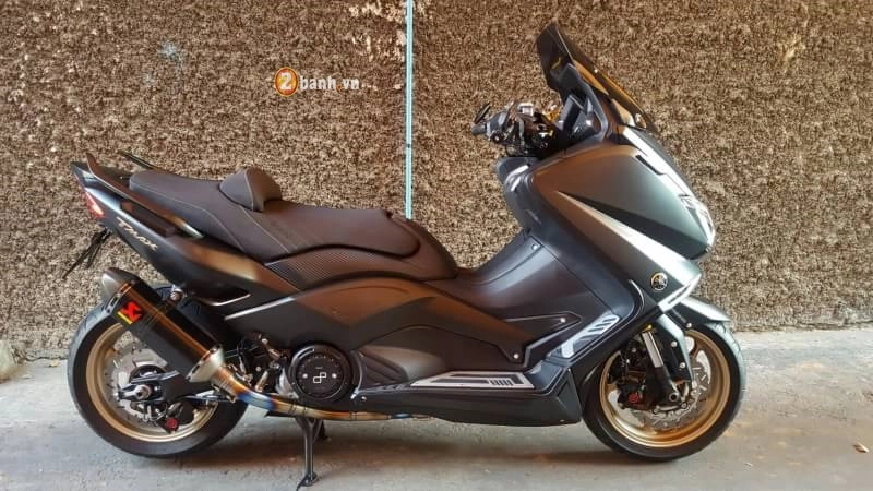 Yamaha tmax cực kì ấn tượng với dàn đồ chơi trên xe - 1