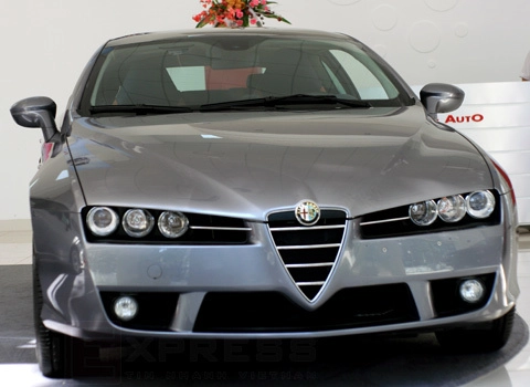  alfa romeo brera coupe xuất hiện tại sài gòn - 1