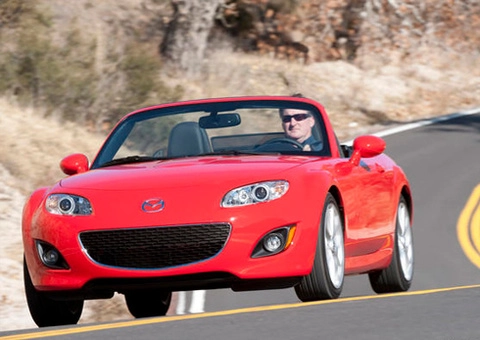  alfa romeo sản xuất xe dựa trên mazda mx-5 - 1