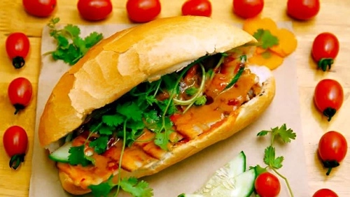 Ba phiên bản bánh mì mới lạ ở thủ đô - 1