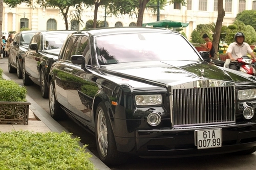  bộ đôi rolls-royce phantom trên phố sài gòn - 2