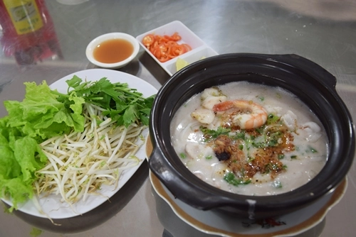 Bún cá thố và bánh canh cốt dừa miền tây ở sài gòn - 2