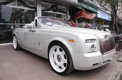  cận cảnh rolls-royce drophead coupe tại hà nội - 1