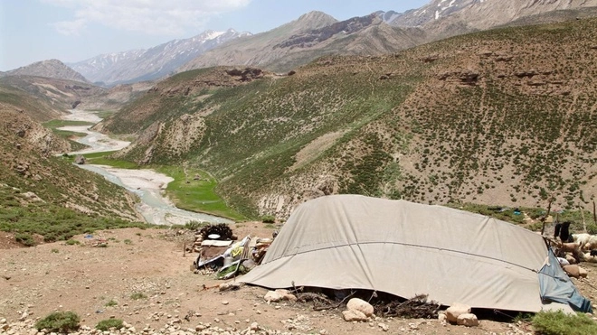 Dòng sông băng bí ẩn giữa sa mạc iran - 8