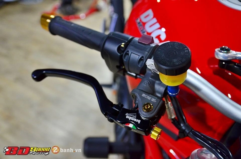 Ducati monster 821 cực chất bên dàn đồ chơi hàng hiệu - 4