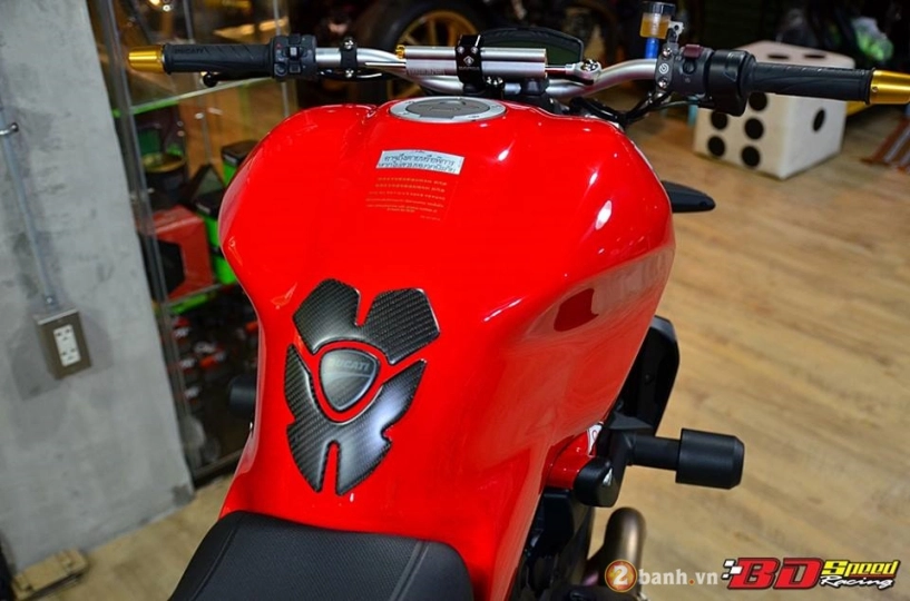 Ducati monster 821 cực chất bên dàn đồ chơi hàng hiệu - 16