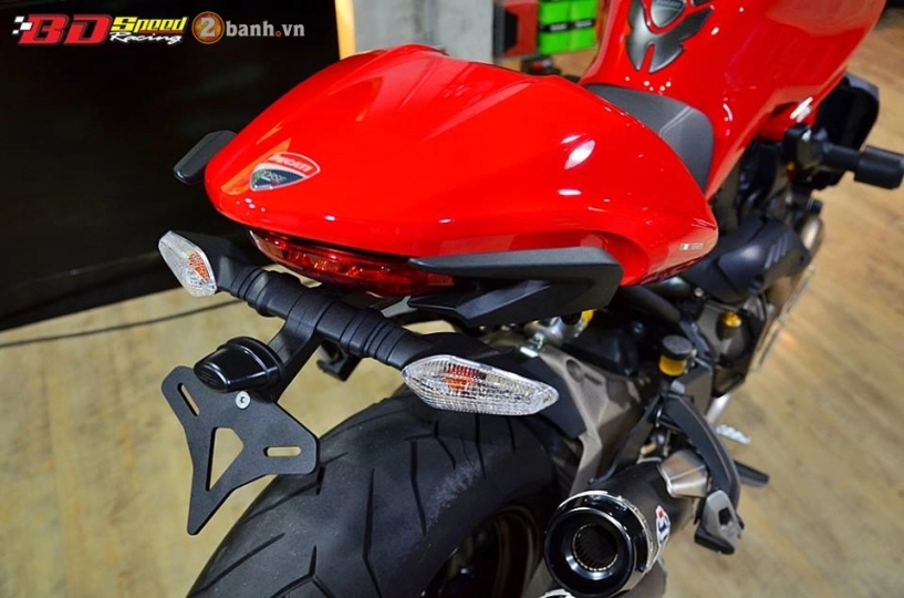 Ducati monster 821 cực chất bên dàn đồ chơi hàng hiệu - 14