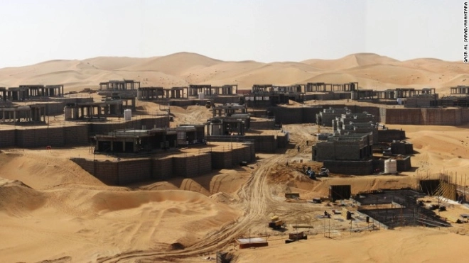 Khu nghỉ dưỡng trên sa mạc biệt lập lớn nhất thế giới - 2