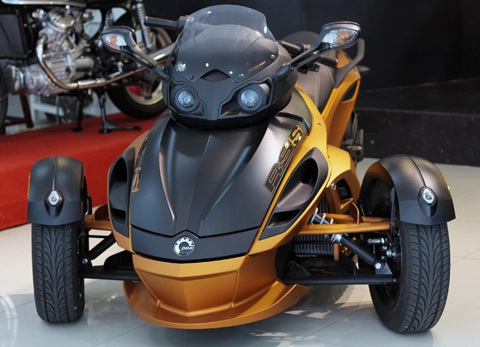  ngắm can-am spyder rss 2011 ở sài gòn - 1