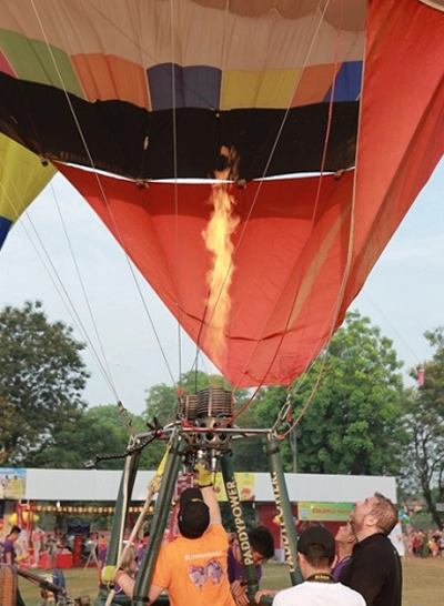 Ngày hội khinh khí cầu quốc tế tiêu tốn 7 tấn nhiên liệu - 4