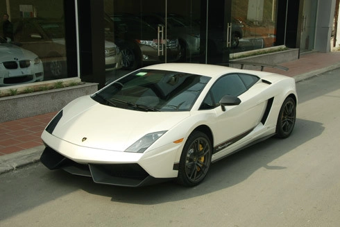  những siêu xe lamborghini đình đám ở việt nam - 6