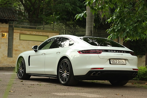  porsche panamera 4s 2017 - cái giá của 8 tỷ tại việt nam - 2