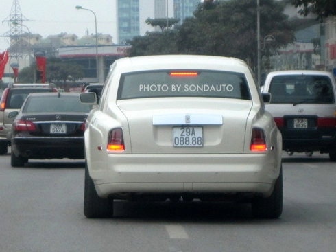  rolls-royce phantom biển đẹp tại hà nội - 2